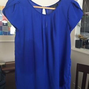 Blue blouse with tulip sleeves